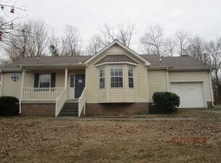 967 Woodhaven Rd, Lyles, TN 37098