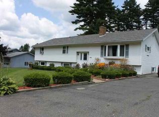 44 Scalise Dr, Pittsfield, MA 01201