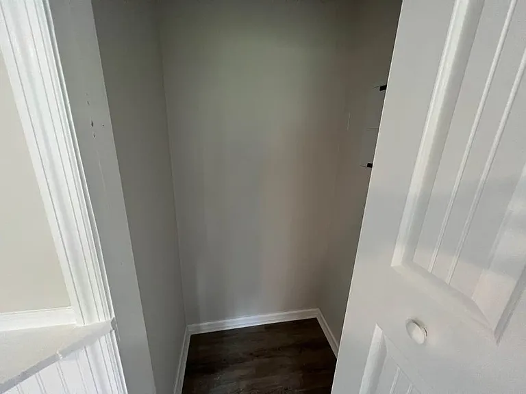 2824 Henslowe Dr — Photo 42