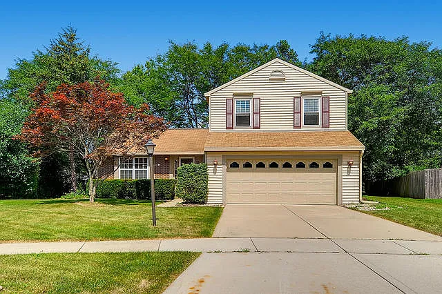 8 Kensington Ct photo 1