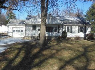 816 Hillside Ave, Liberty, MO 64068