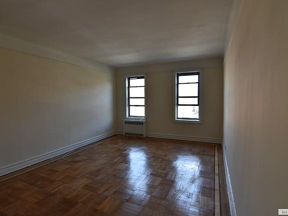 3rd image of 2626 Kings Hwy APT 3B