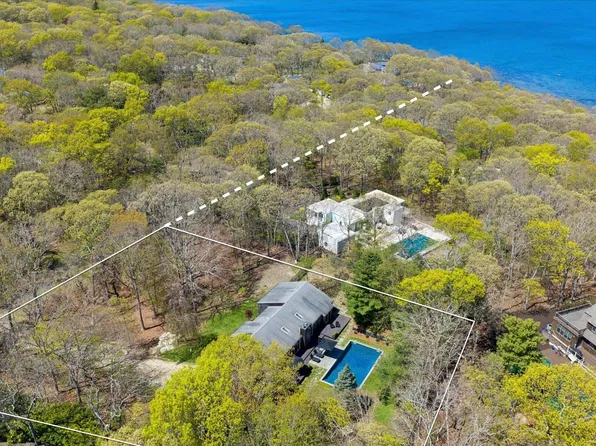 62 Landfall Rd, East Hampton, NY 11937
