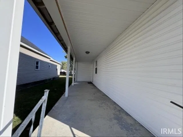 3 bed, 1.0 bath, 1363 sqft, $950 — Photo 3