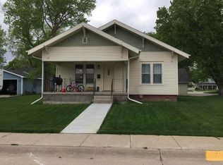 439 N 9th Ave, Broken Bow, NE 68822