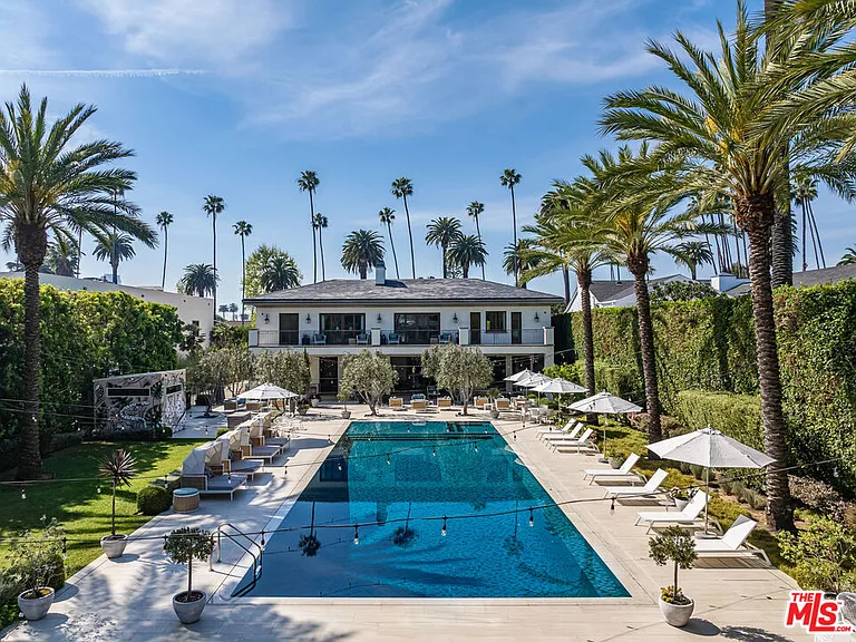 618 N Beverly Dr — Photo 1