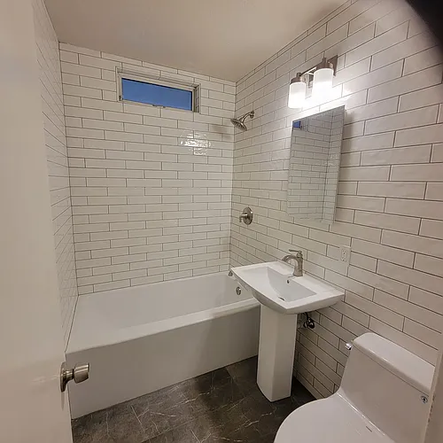 50 Foster St Photo 1