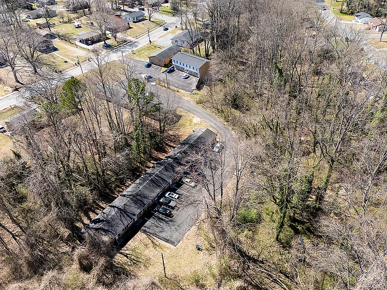 2718 Crescent Ln #D — Photo 31