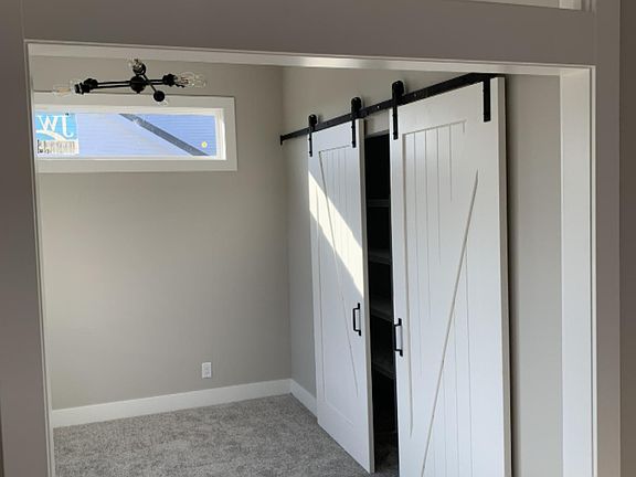 3rd image of 1325 Serengeti Ln #112