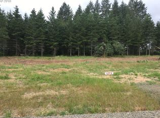 8 Sproat Ranch Rd, Veneta, OR 97487