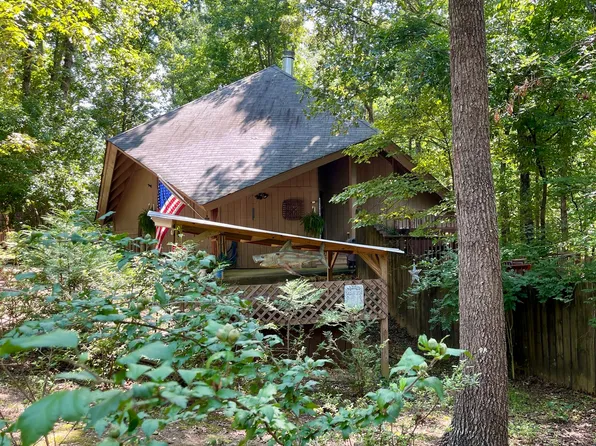 3215 The Trail Rd, Gainesville, GA 30501