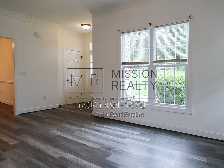 7624 Sandler Dr — Photo 5