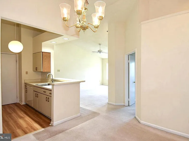 7705 Lafayette Forest Dr #33 — Photo 4