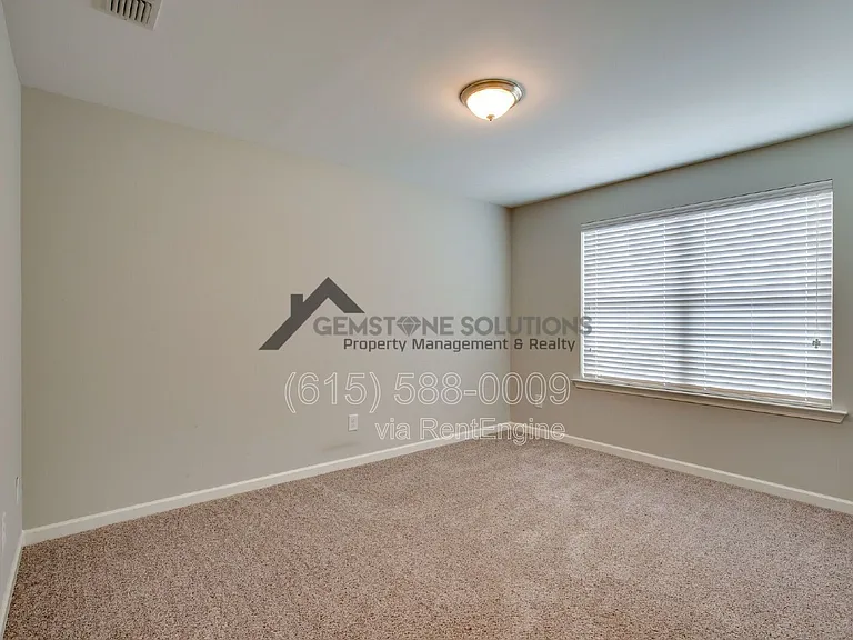4018 Commons Dr — Photo 15
