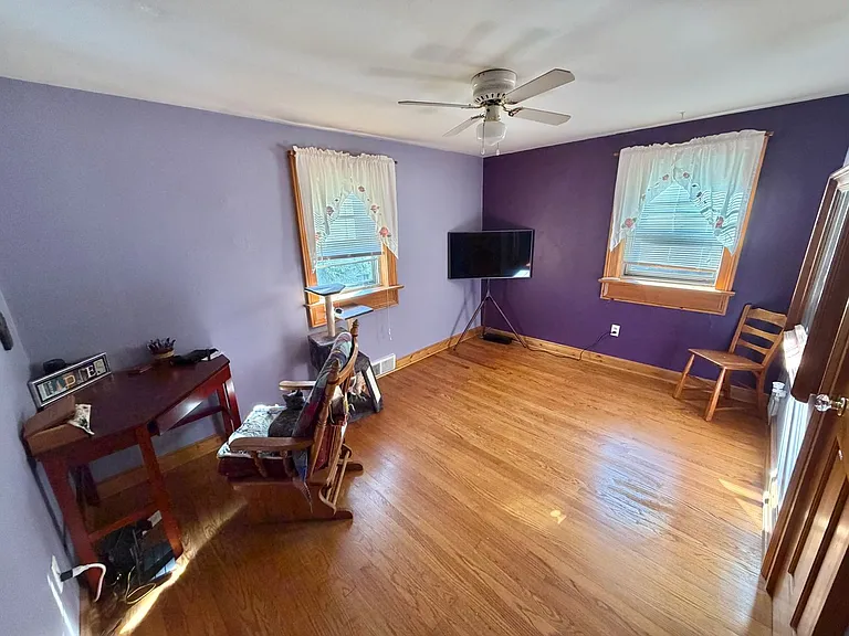 4 Chestnut St — Photo 9