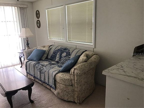 4th image of 1330 Kingfisher Dr