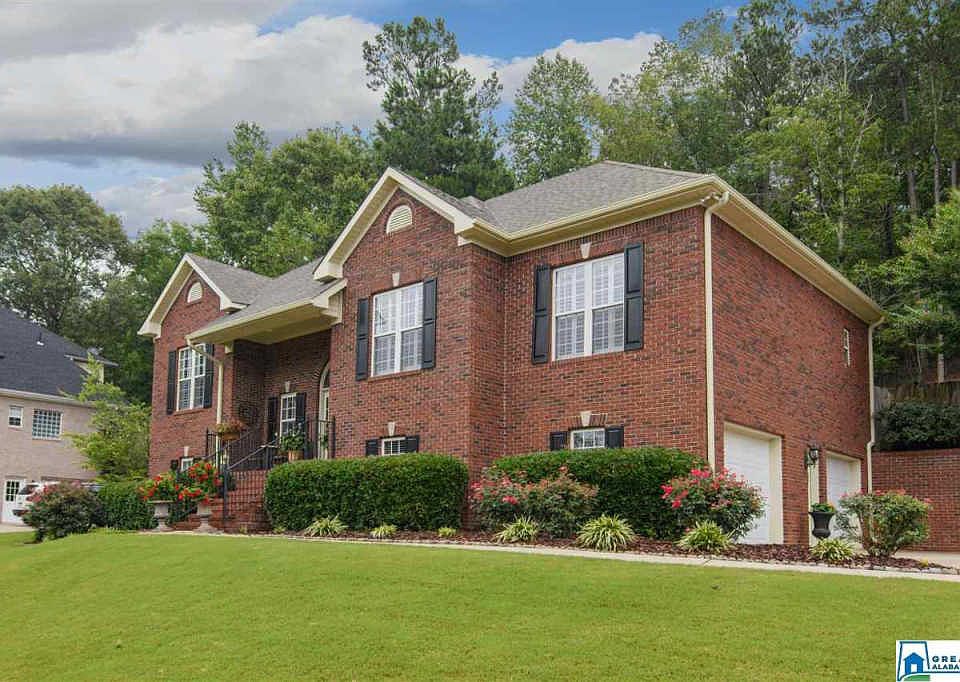 1st image of 141 Oaklyn Hills Dr