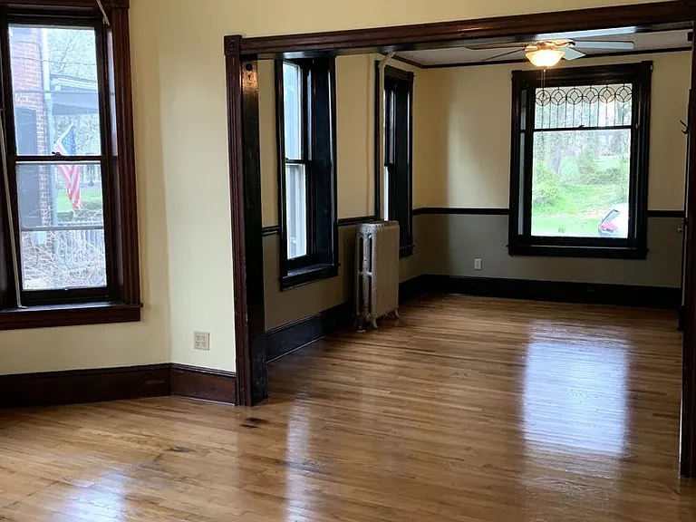 218 N Prince St — Photo 22