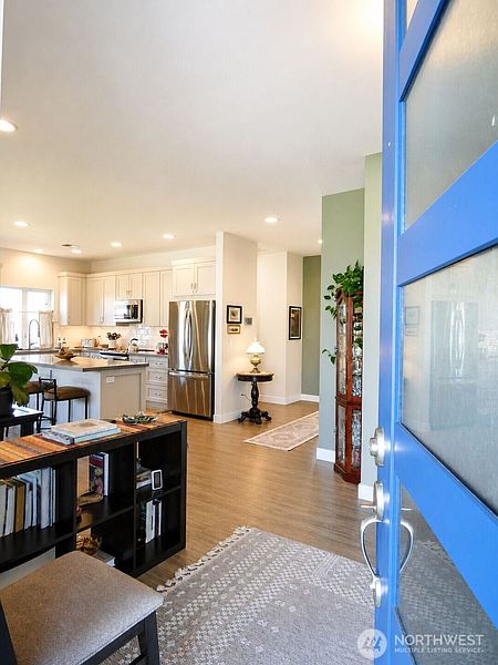 4th image of 523 Evergreen Farm Way