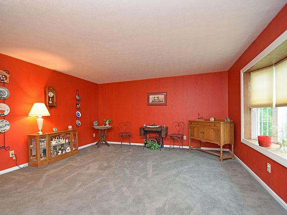 2nd image of 132 Fawn Dr