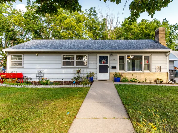 1714 Douglas Ave, Ames, IA 50010