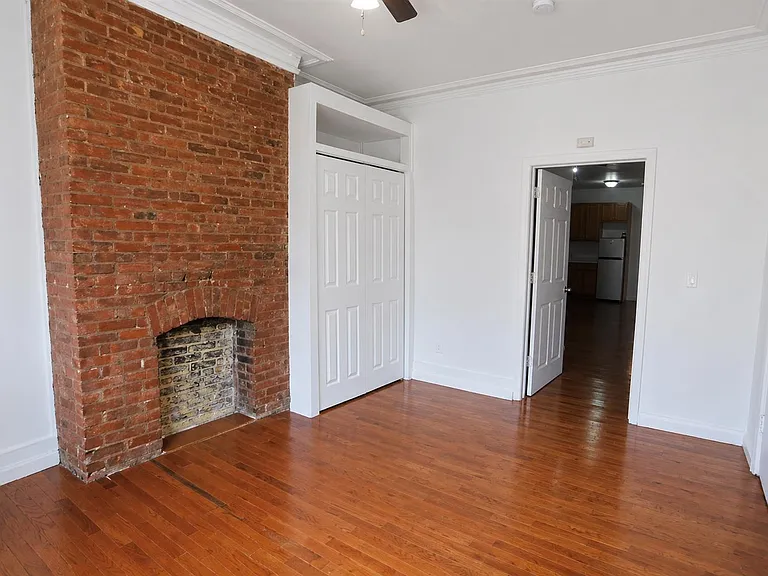 79 Beacon Ave #2 — Photo 5