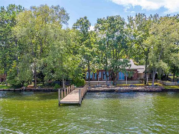 5th image of 551 Northshore Dr