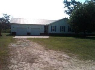 665 Spring Creek Rd, Geneva, AL 36340