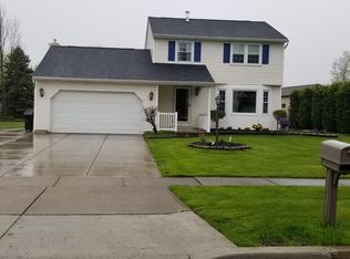89 Country Pl, Lancaster, NY 14086