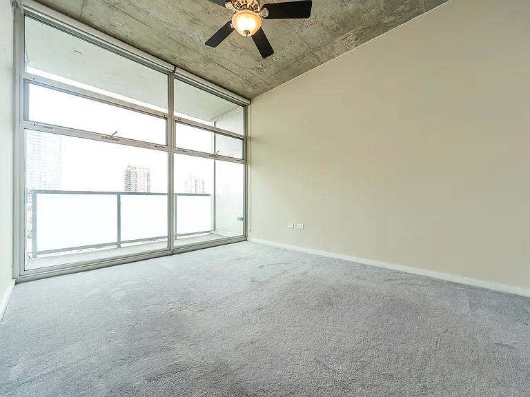1620 S Michigan Ave #812 — Photo 8