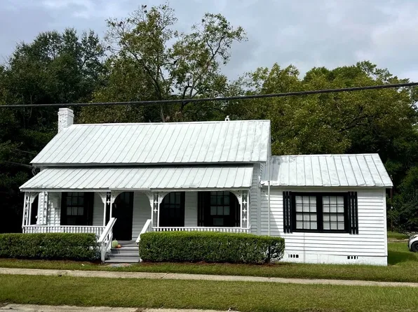 226 Griffin Ave, Eastman, GA 31023