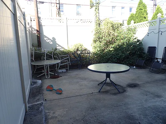 Rented by Hakeem Shahid, LREB | media 15