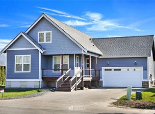 535 3rd St, Sumas, WA 98295