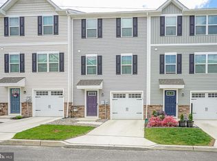 16 Fieldcrest Alley Aly, Blackwood, NJ 08012