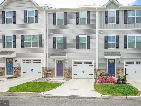 16 Fieldcrest Alley Aly, Blackwood, NJ 08012