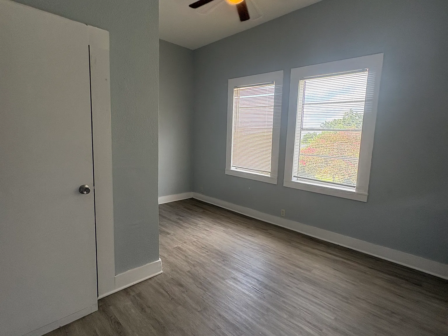 Studio, 425 sqft, $850 — Photo 3
