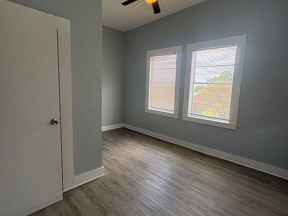 3rd image of 1318 Willow St APT 2