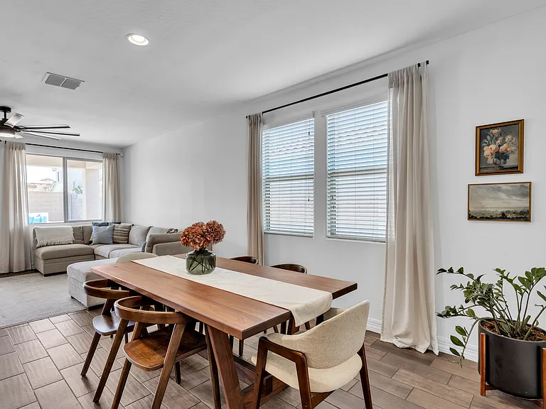 1691 W Desert Spring Way — Photo 13