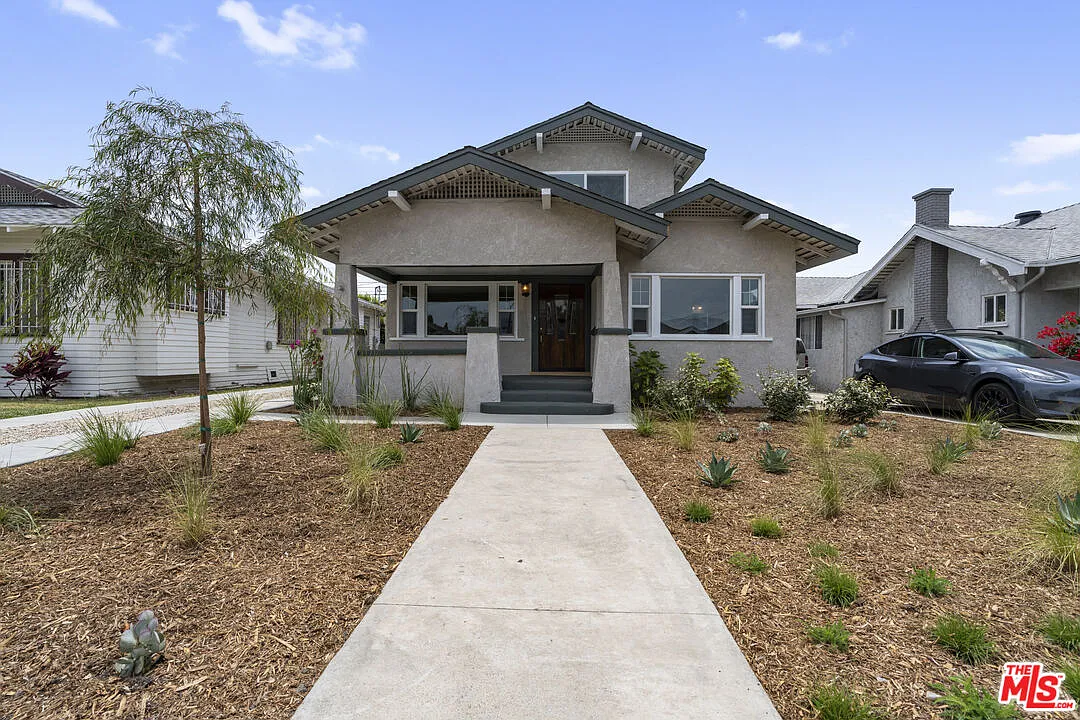 4 bed, 2.0 bath, 1656 sqft, $4,500 — Photo 4