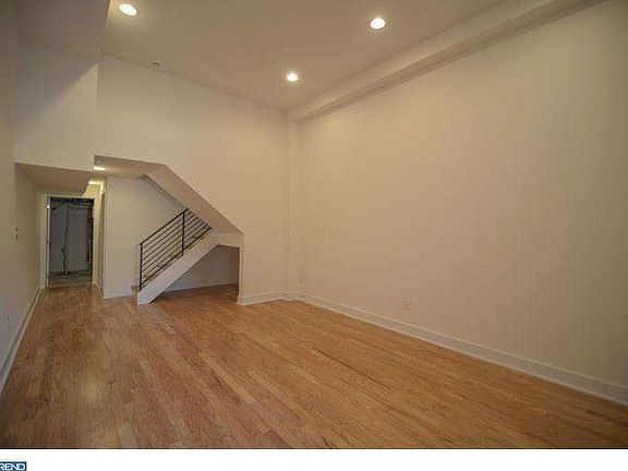 4th image of 1313 Dorrance St