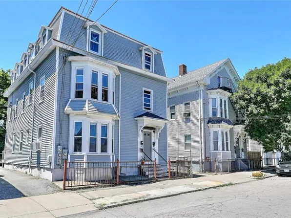 86 Florence St, Providence, RI 02909