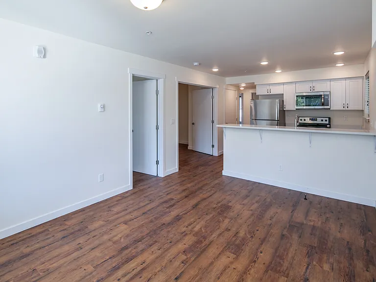 904 E Chestnut St #103 — Photo 4