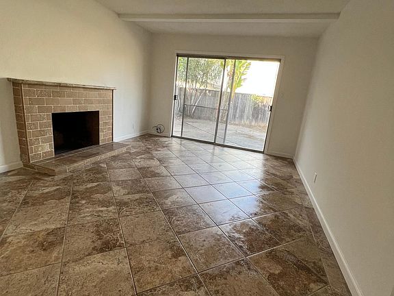 4th image of 7057 Blue Hill Dr