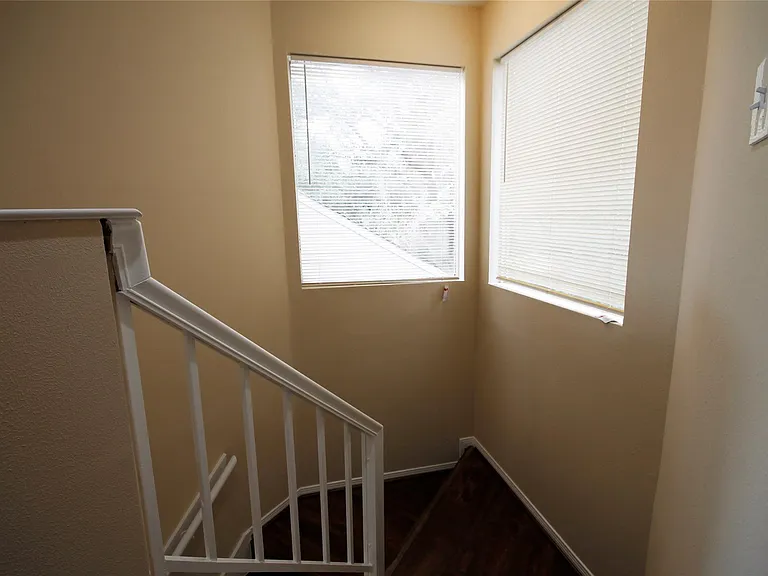 11615 Glenwolde Dr — Photo 15