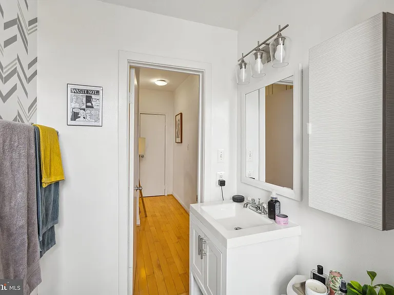51 Randolph Pl NW #304 — Photo 16