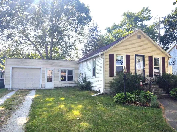 80 S De Witt Pl, Coal City, IL 60416