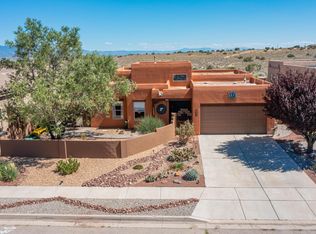 766 Loma Pinon Loop NE, Rio Rancho, NM 87144