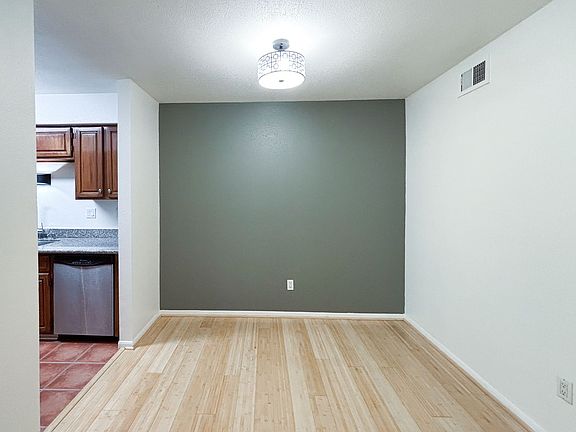 4th image of 1860 White Oak Dr APT 323