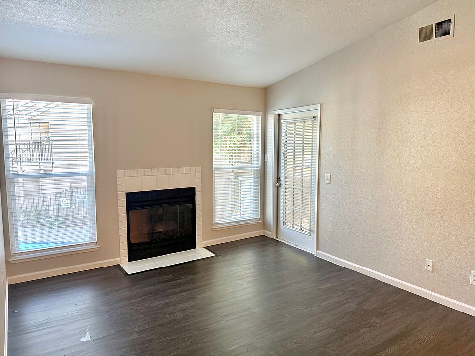 1st image of 5761 Shannon Bay Dr APT 103