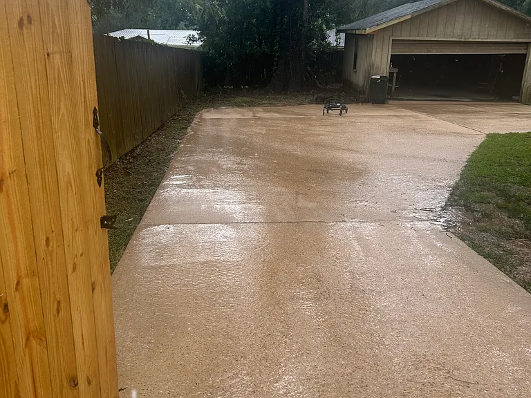 225 Denise Ln — Photo 21
